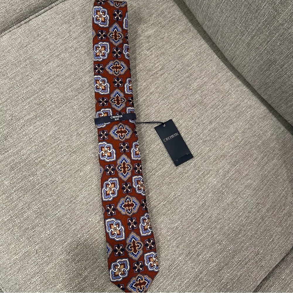 CREMIEUX Slim Tie - Picture 8 of 8